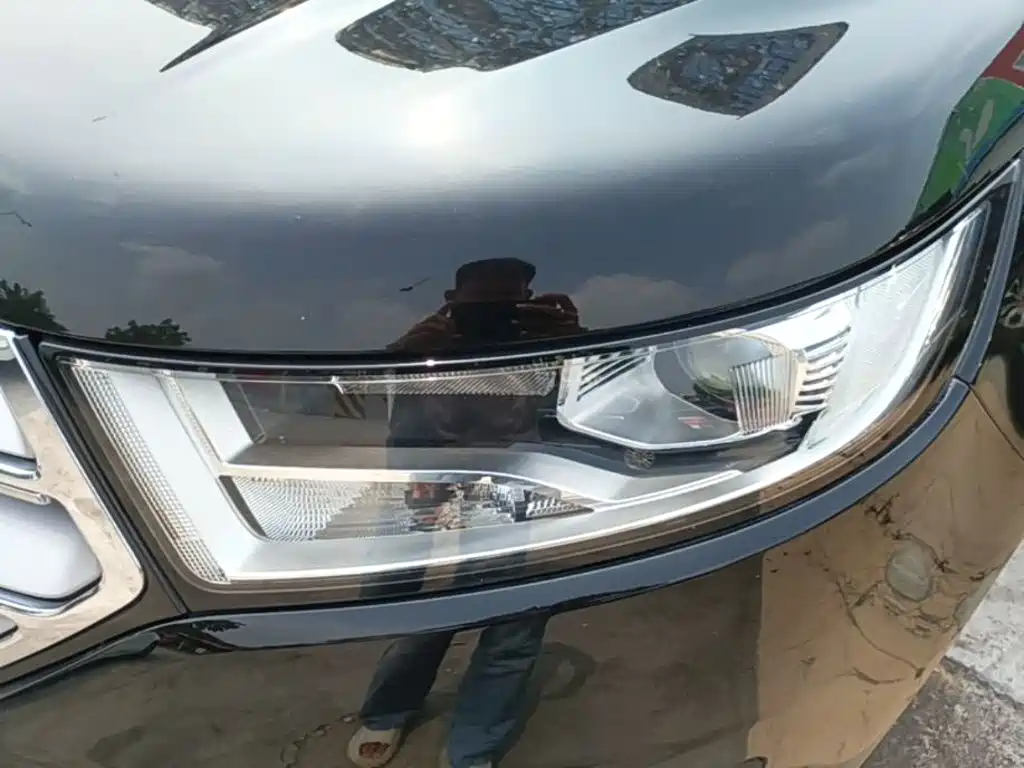 Ford Edge — миниатюра 24