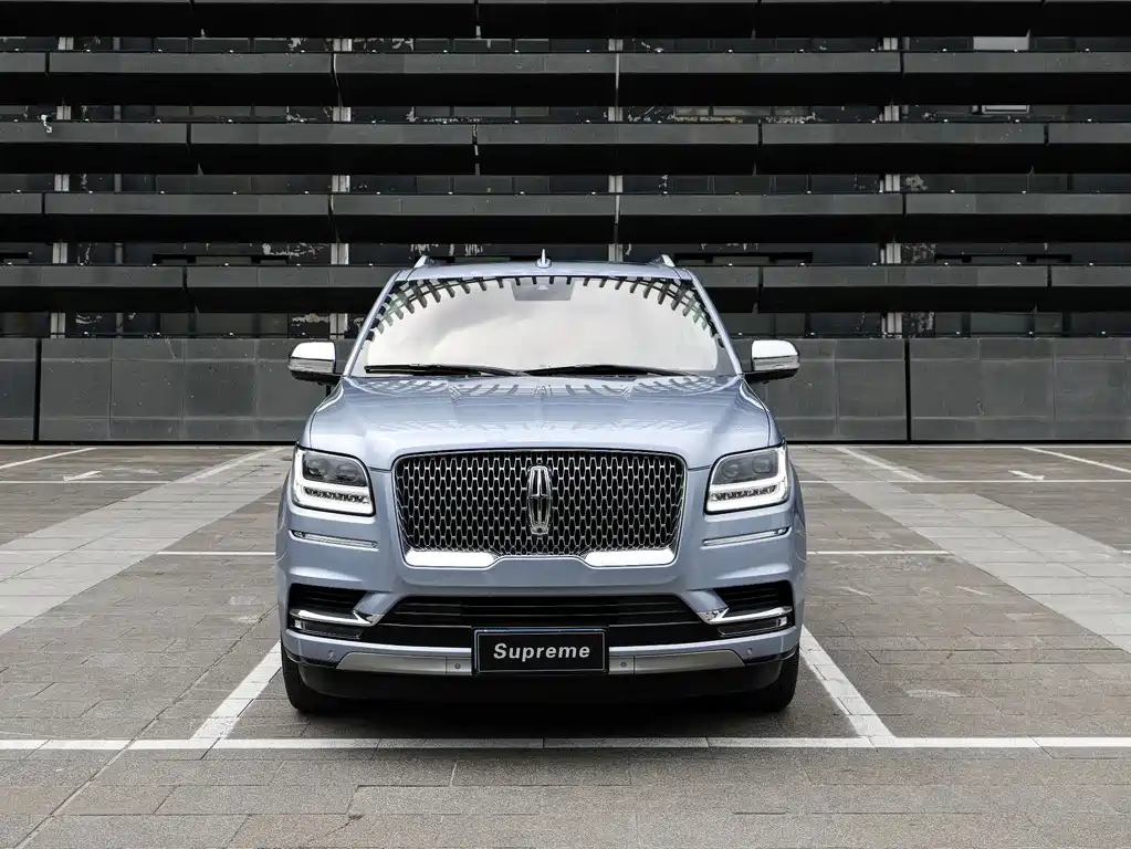 Lincoln Navigator — миниатюра 18