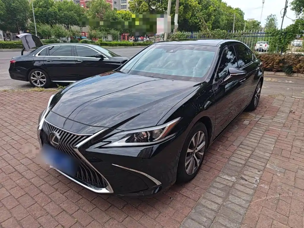Lexus ES — миниатюра 2