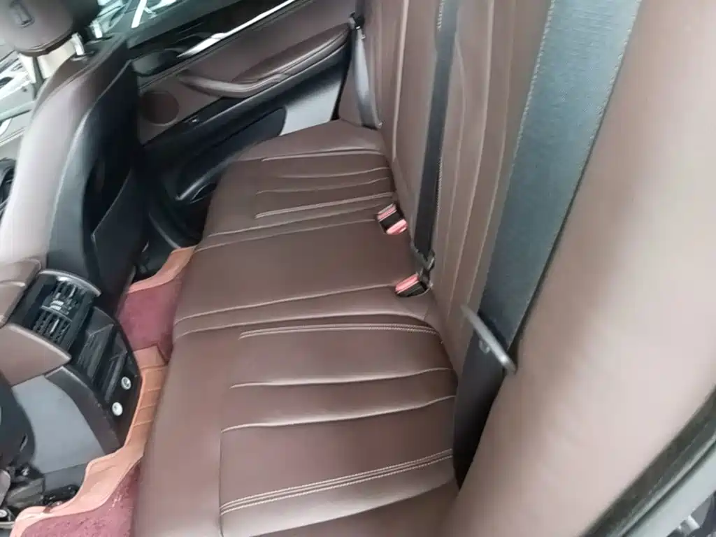 BMW X5 (Import) — миниатюра 17