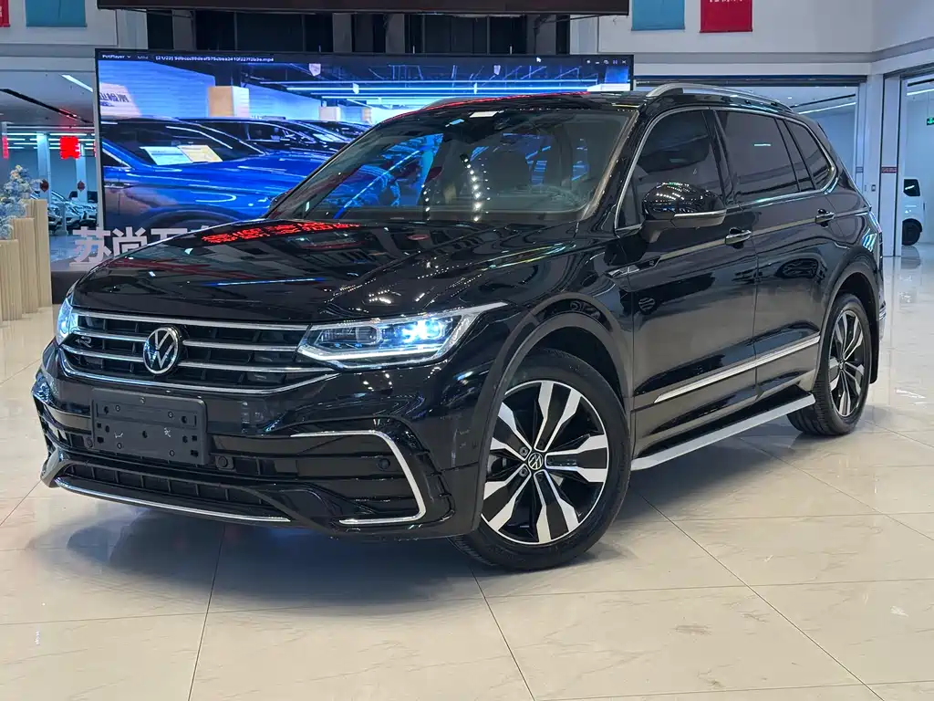 Volkswagen Tiguan L 2023