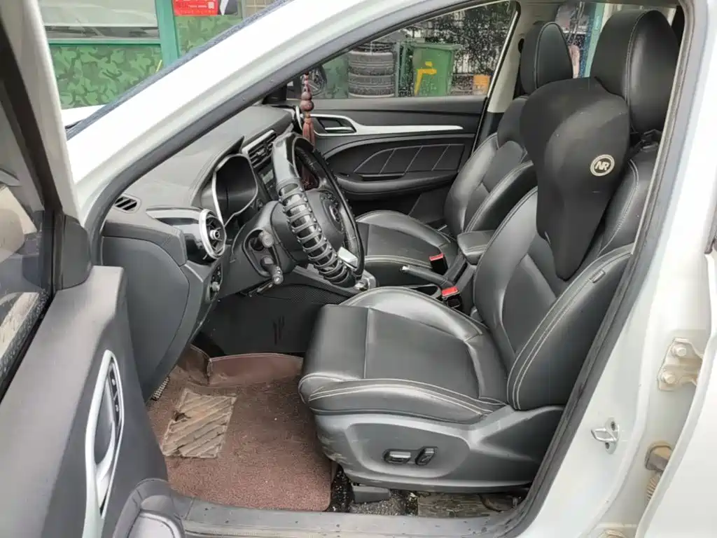 MG ZS — миниатюра 15