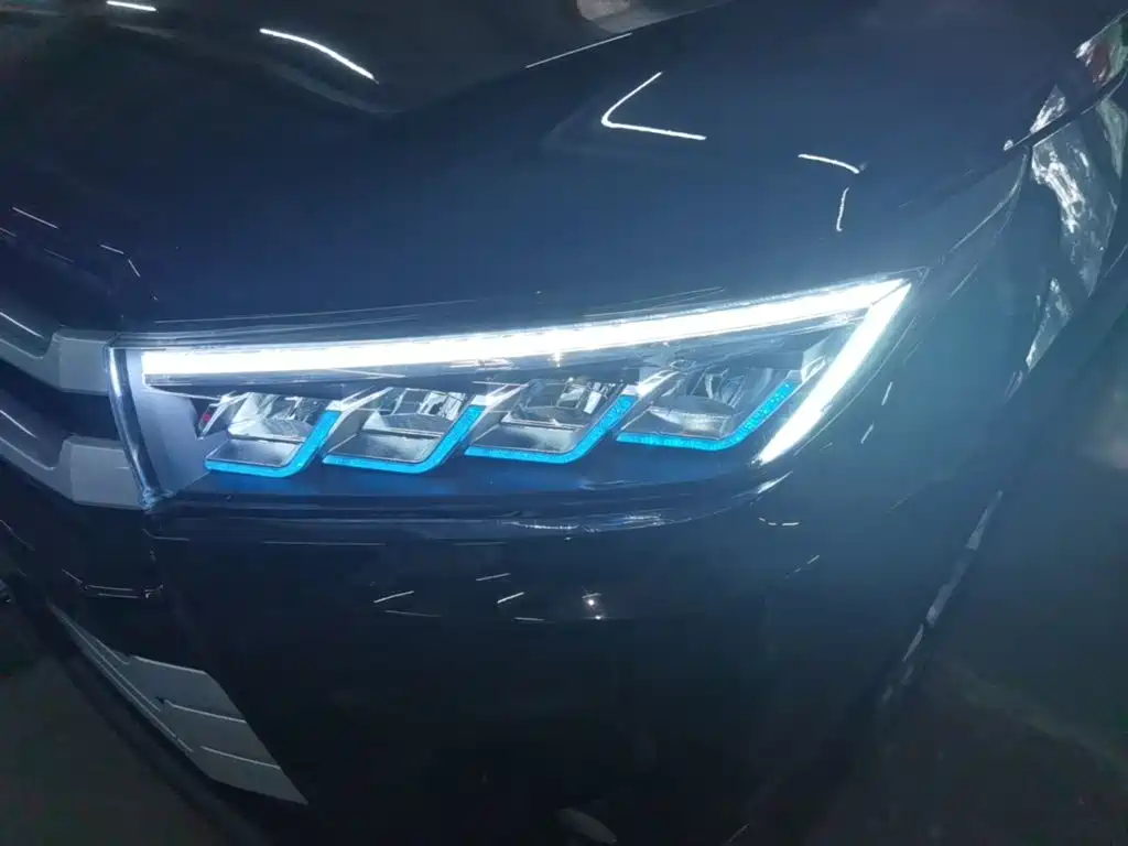 Toyota Highlander — миниатюра 24