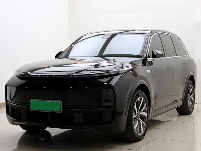 2023 Li Xiang L8