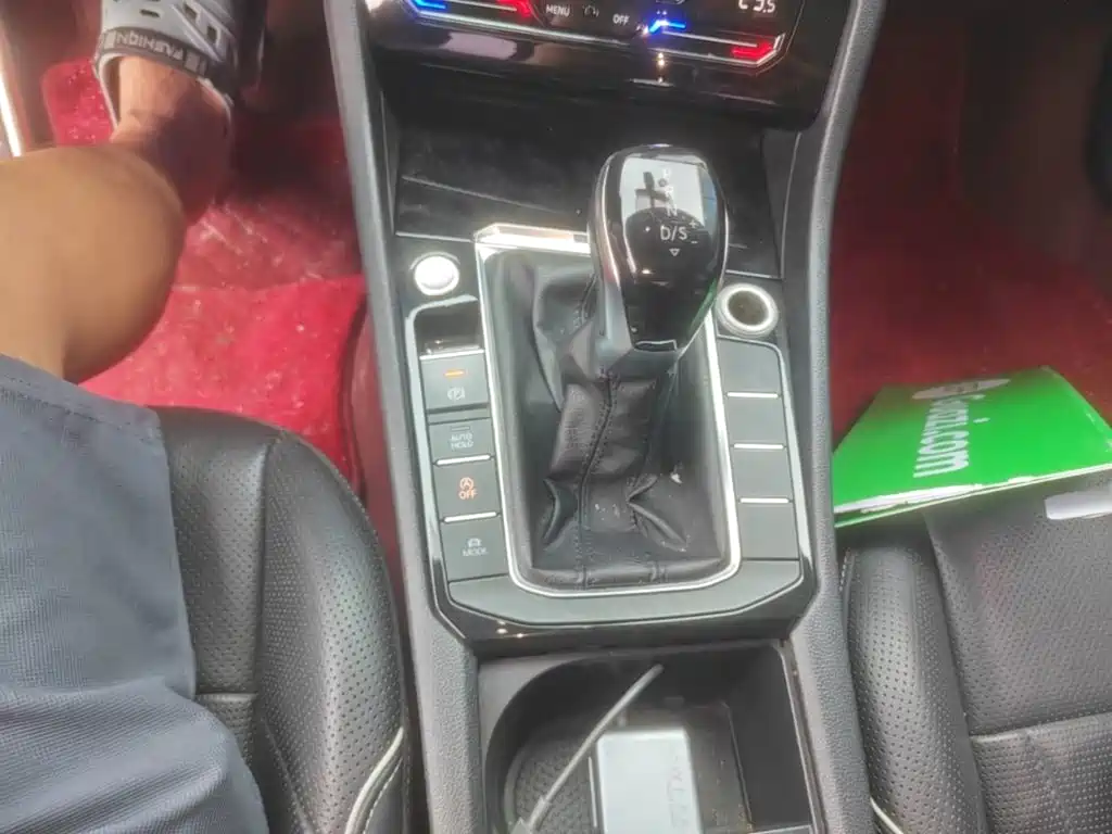 Volkswagen Sagitar — миниатюра 14