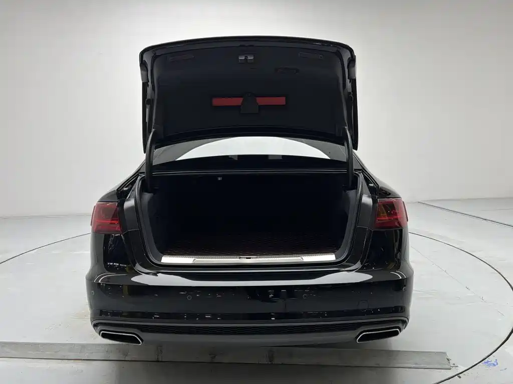 Audi A6L — миниатюра 10