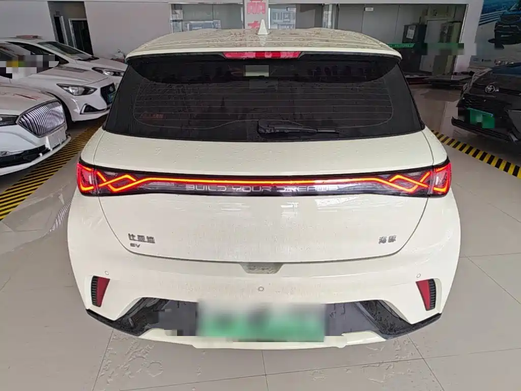 BYD Dolphin — миниатюра 6