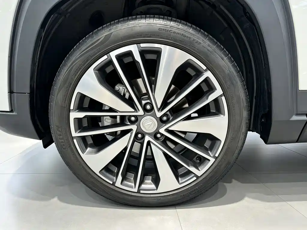 Changan CS35PLUS — миниатюра 17