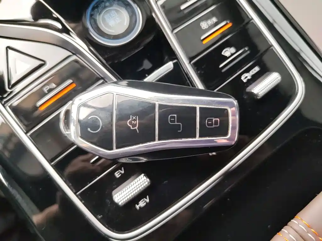 BYD Qin PLUS — миниатюра 9