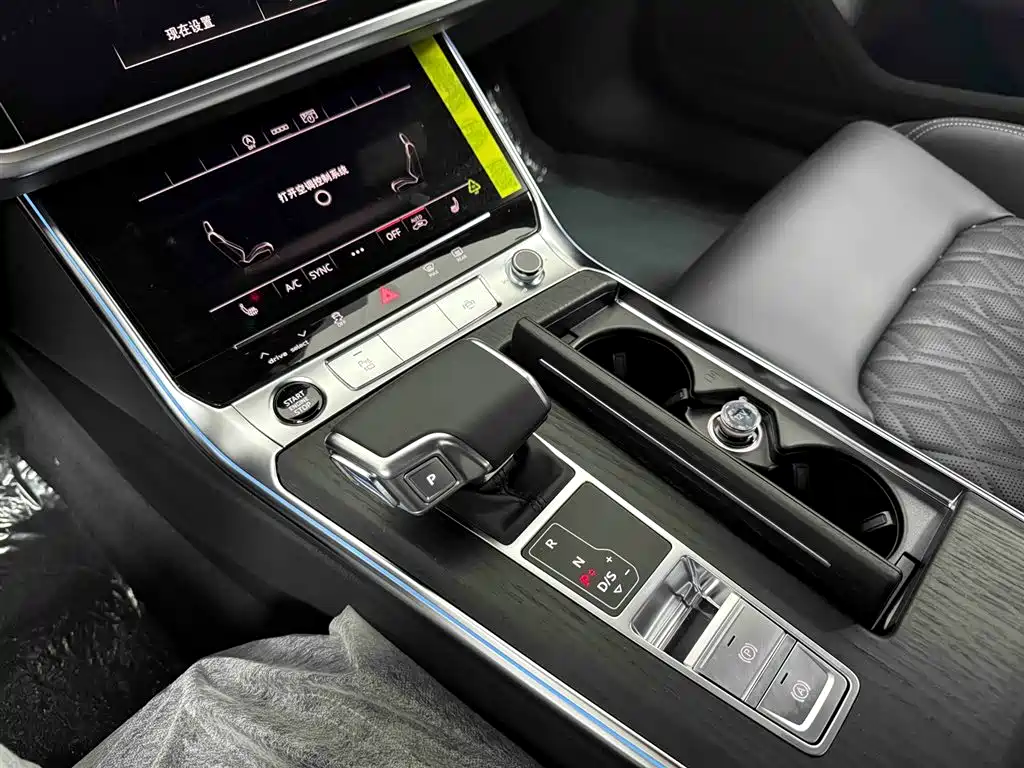 Audi A6L 2026 45 TFSI quattro