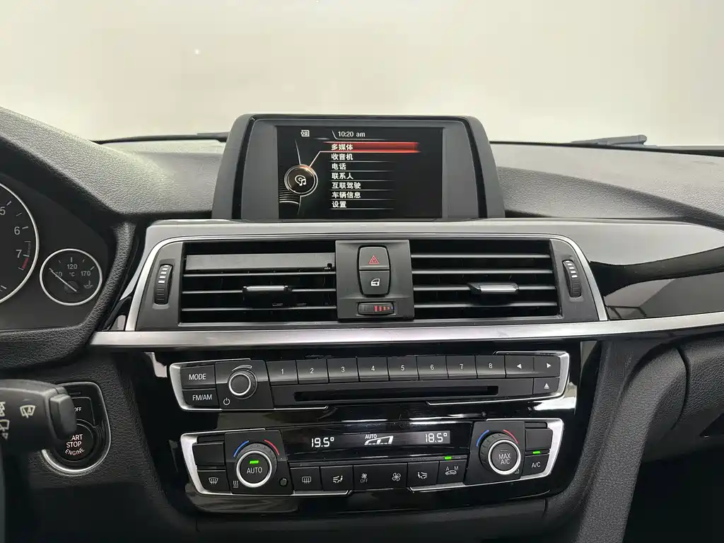 BMW 3 Series — миниатюра 10