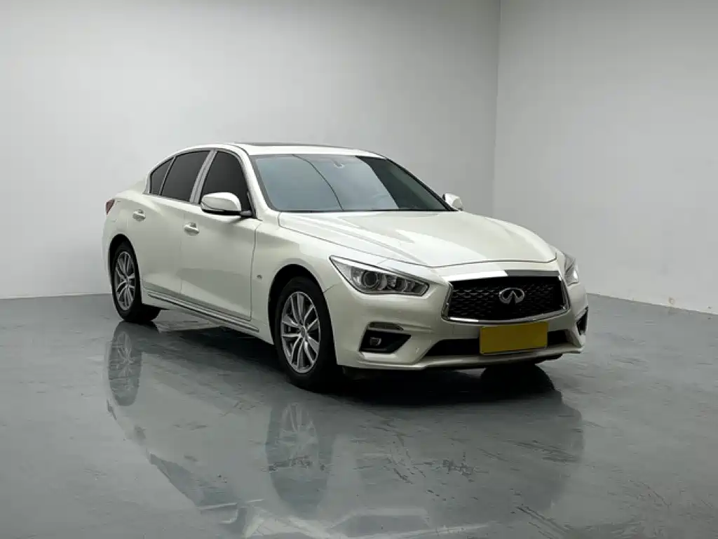 Infiniti Q50L — миниатюра 3