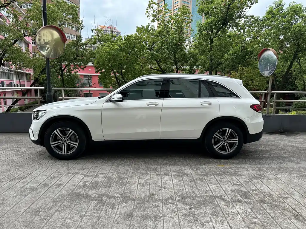 Mercedes-Benz GLC — миниатюра 13
