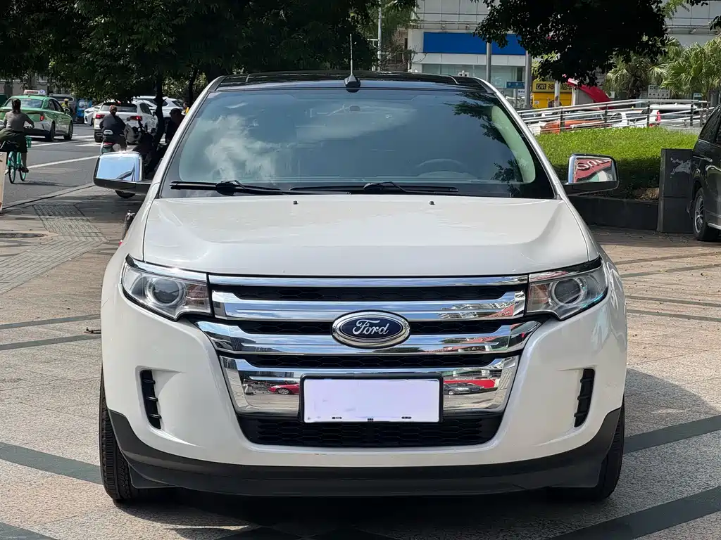 Ford Edge (Import) — миниатюра 2