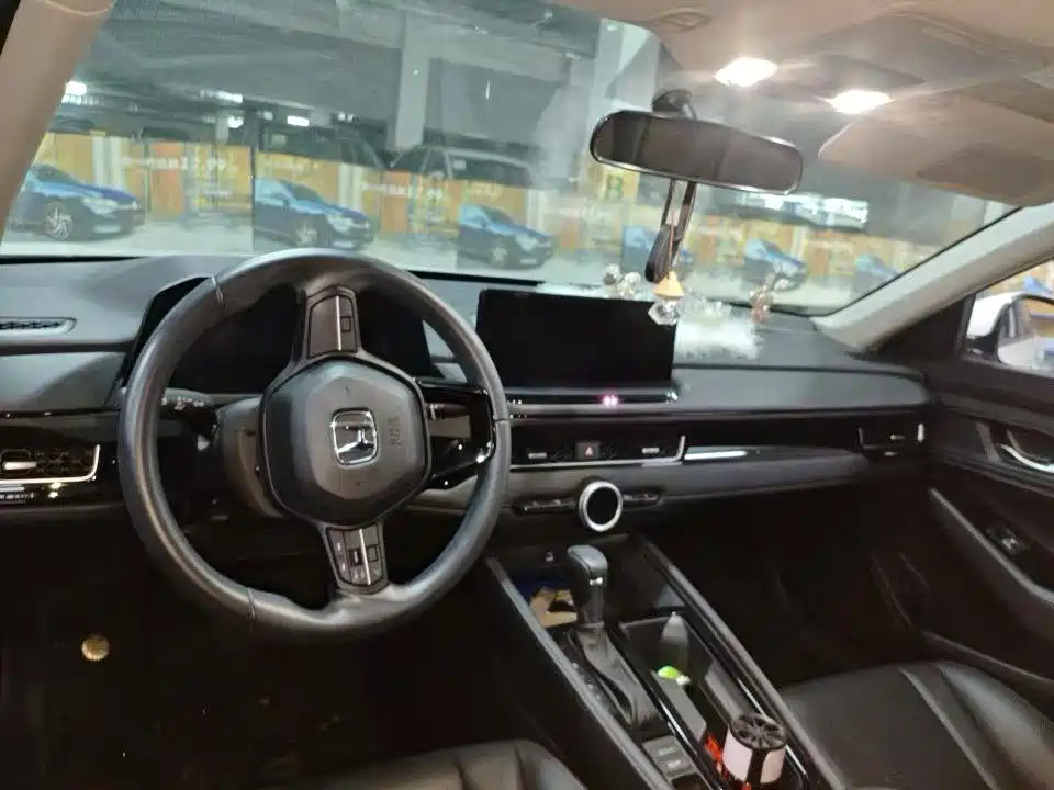 Honda Inspire — миниатюра 3