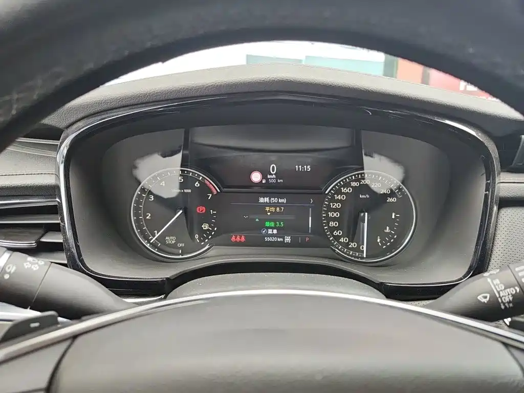 Cadillac XT5 — миниатюра 7
