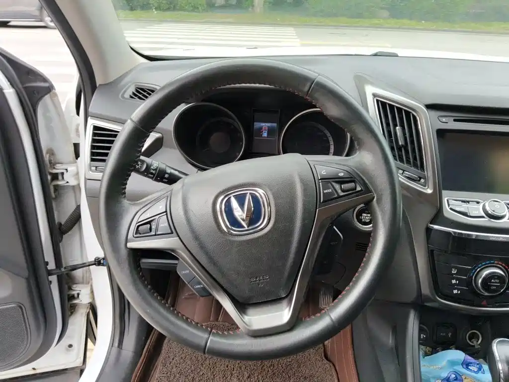 Changan CS75 — миниатюра 11