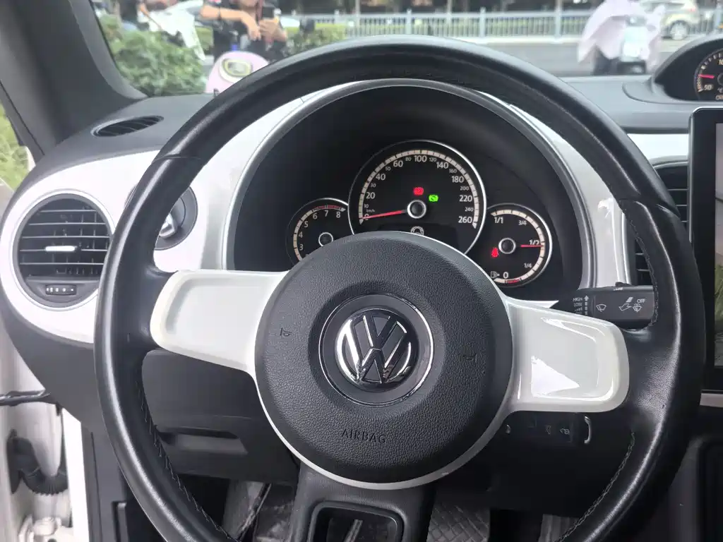 Volkswagen Beetle — миниатюра 11