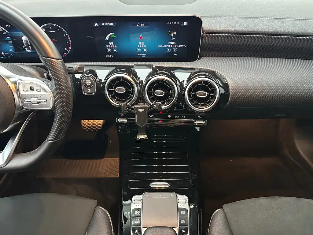 Mercedes-Benz A-Class — миниатюра 4