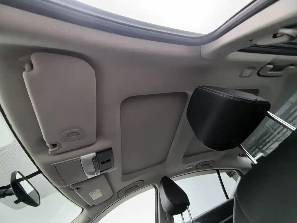 Nissan Teana — миниатюра 14