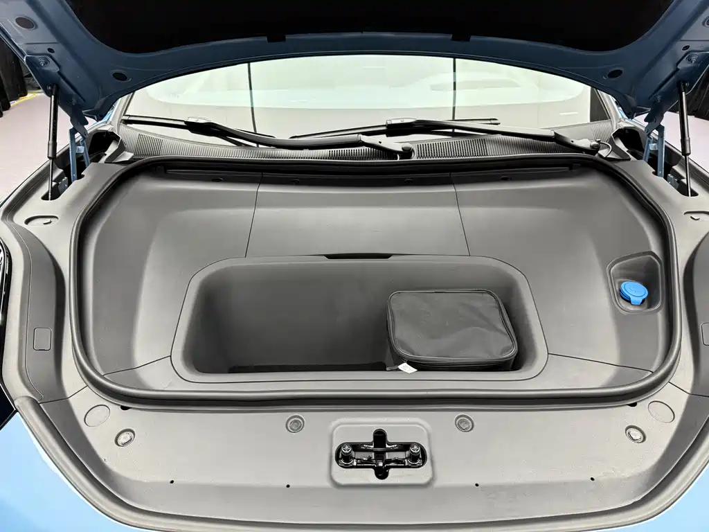 ZEEKR EXTREME KRYPTON 001