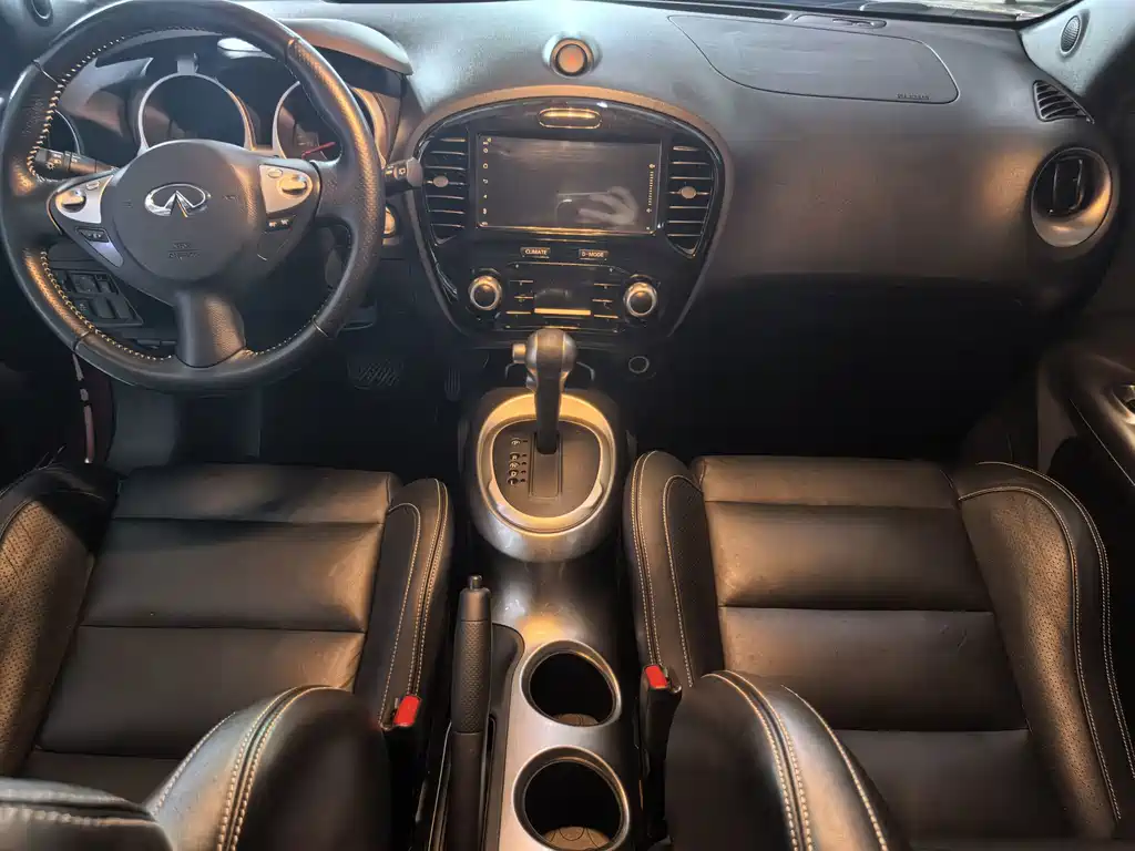 Infiniti ESQ — миниатюра 8