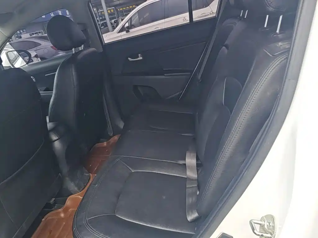 Kia Sportage — миниатюра 17