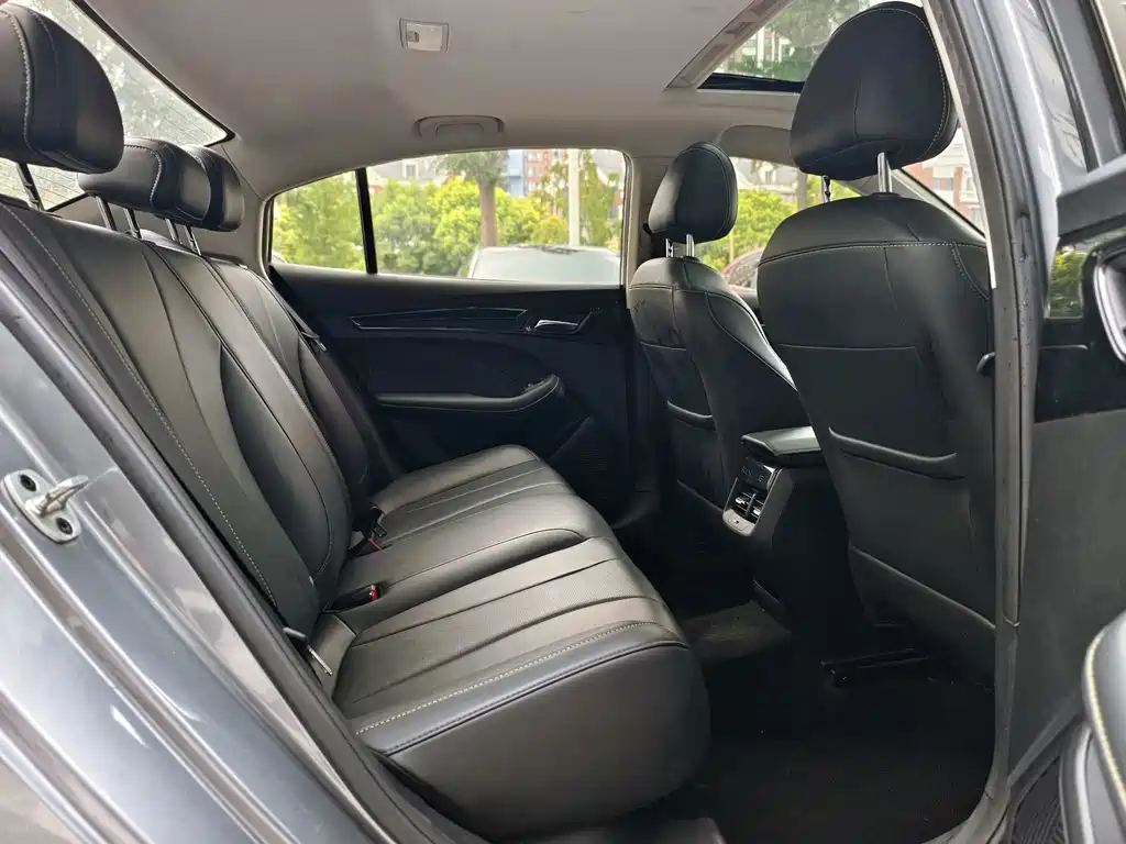 Roewe i5 — миниатюра 9