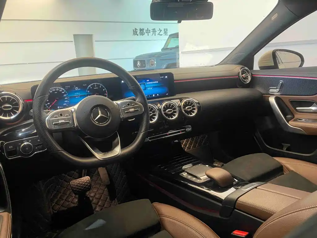 Mercedes-Benz A-Class — миниатюра 9