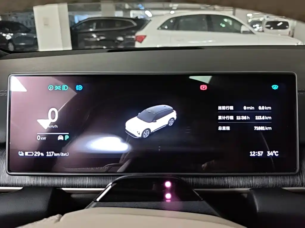 NIO ES6 — миниатюра 12