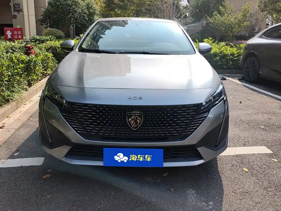 Peugeot 408 — миниатюра 2