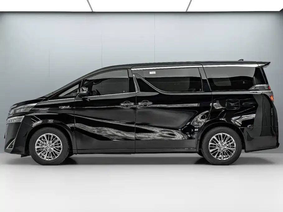 Toyota Vellfire — миниатюра 4