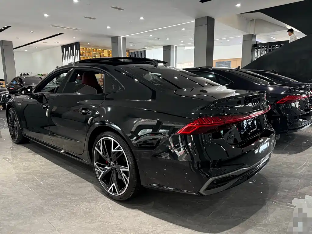Audi A7L — миниатюра 10