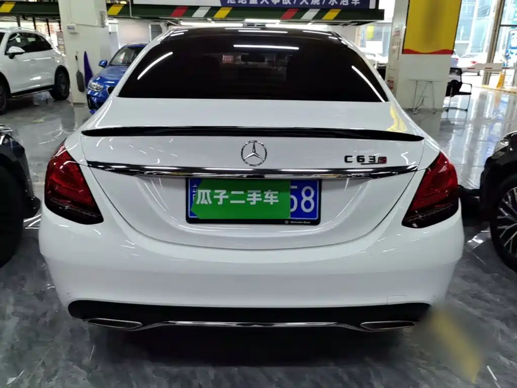 Mercedes-Benz C-Class — миниатюра 6