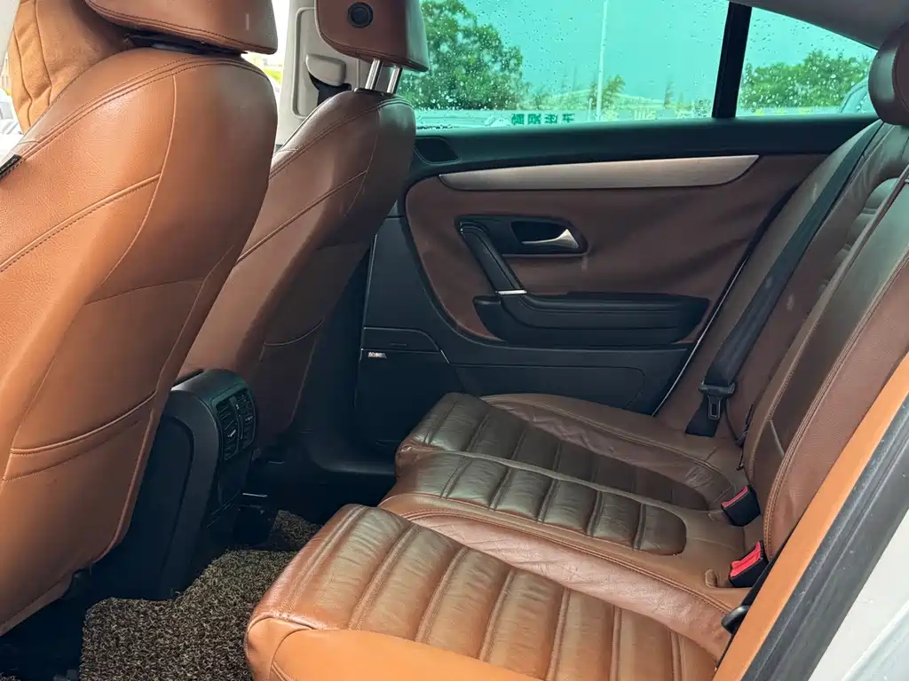 Volkswagen CC — миниатюра 9