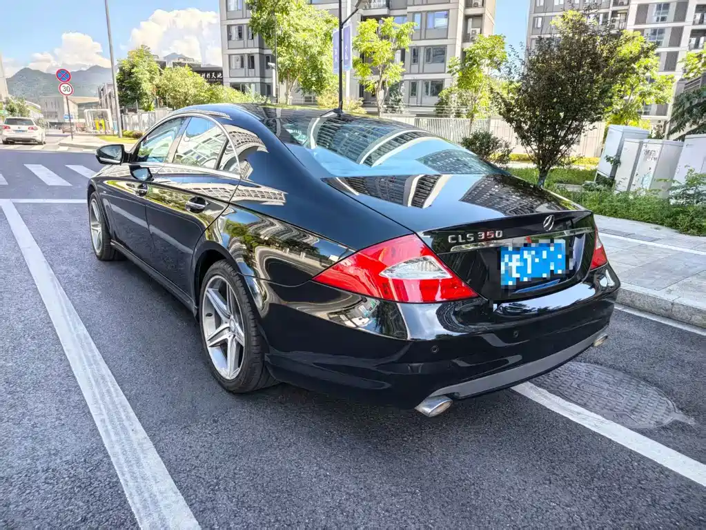 Mercedes-Benz CLS — миниатюра 2