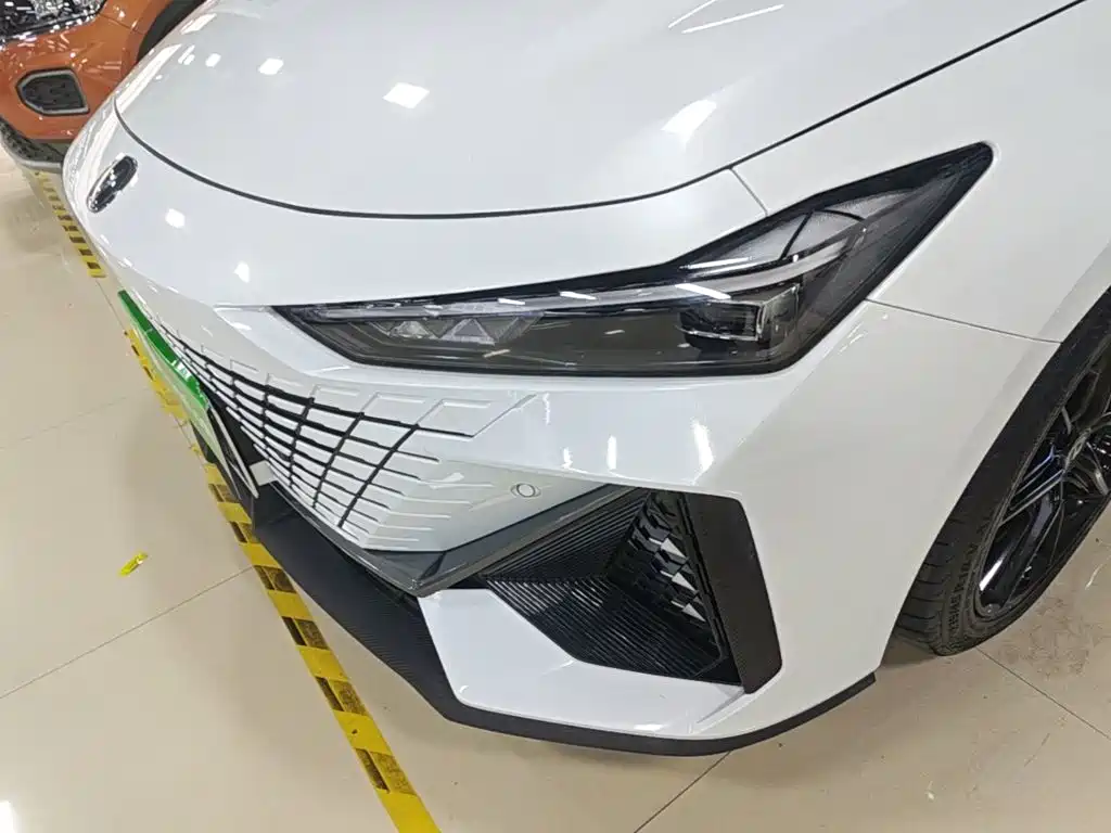 Changan UNI-V — миниатюра 24
