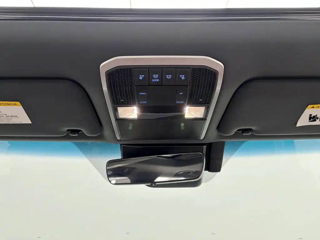 Toyota Land Cruiser — миниатюра 33
