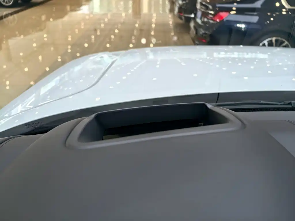 Land Rover Range Rover — миниатюра 20