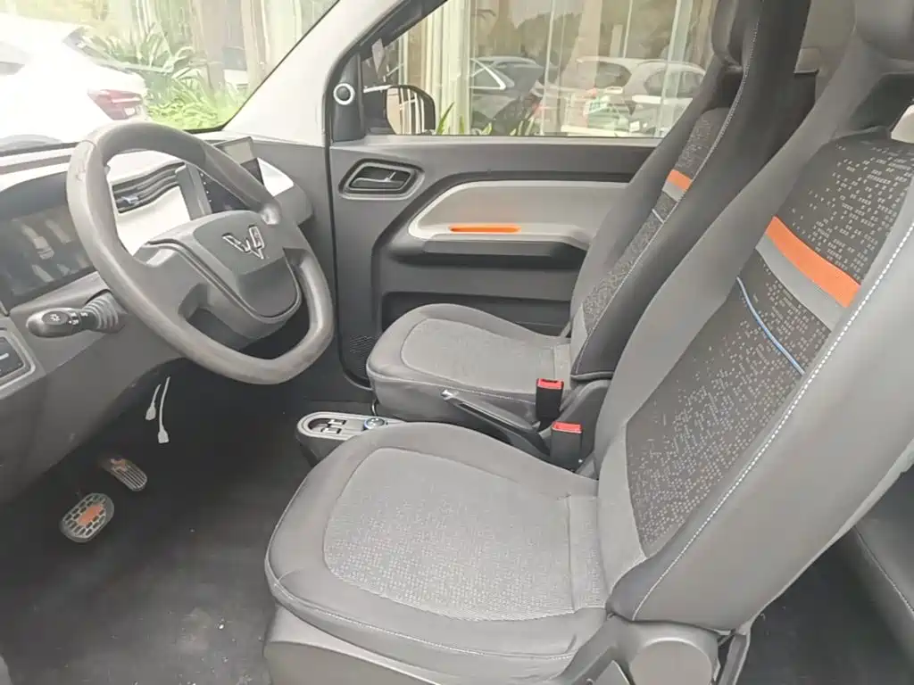 Wuling MINIEV — миниатюра 15