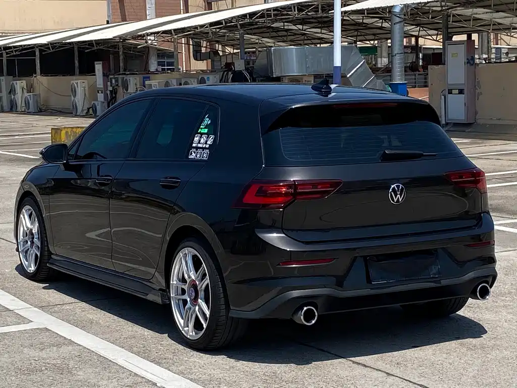 Volkswagen Golf GTI — миниатюра 5