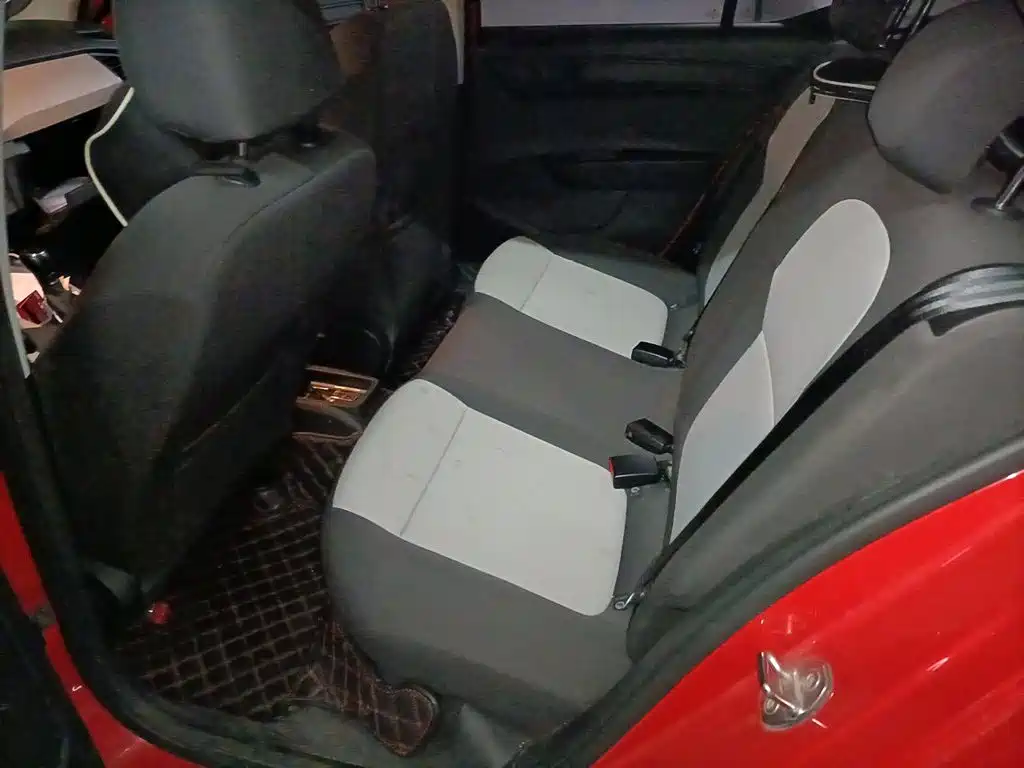 Skoda Fabia — миниатюра 13