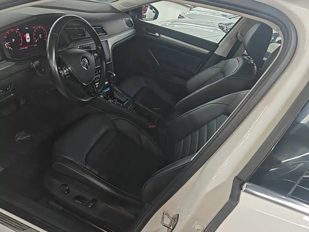 Volkswagen Lamando — миниатюра 15