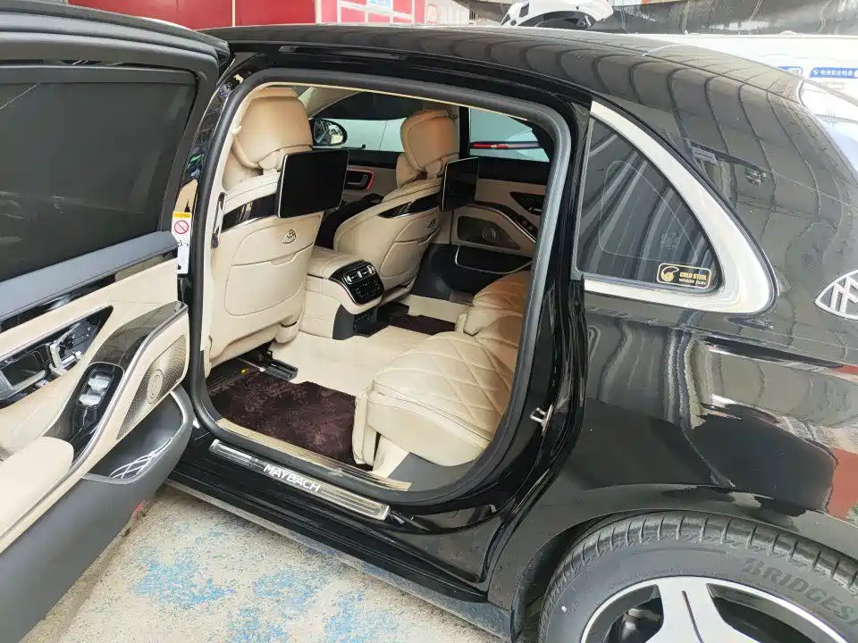 Mercedes-Benz S-Class — миниатюра 6