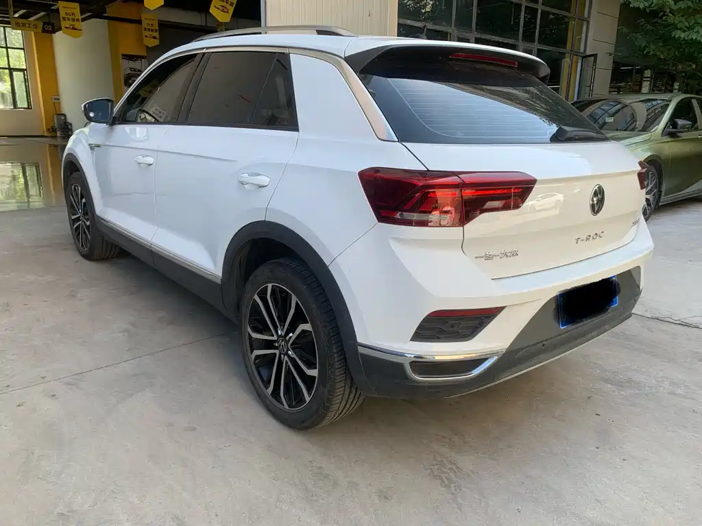 Volkswagen T-Roc — миниатюра 4