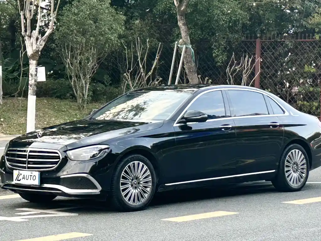 Mercedes-Benz E-Class 2023