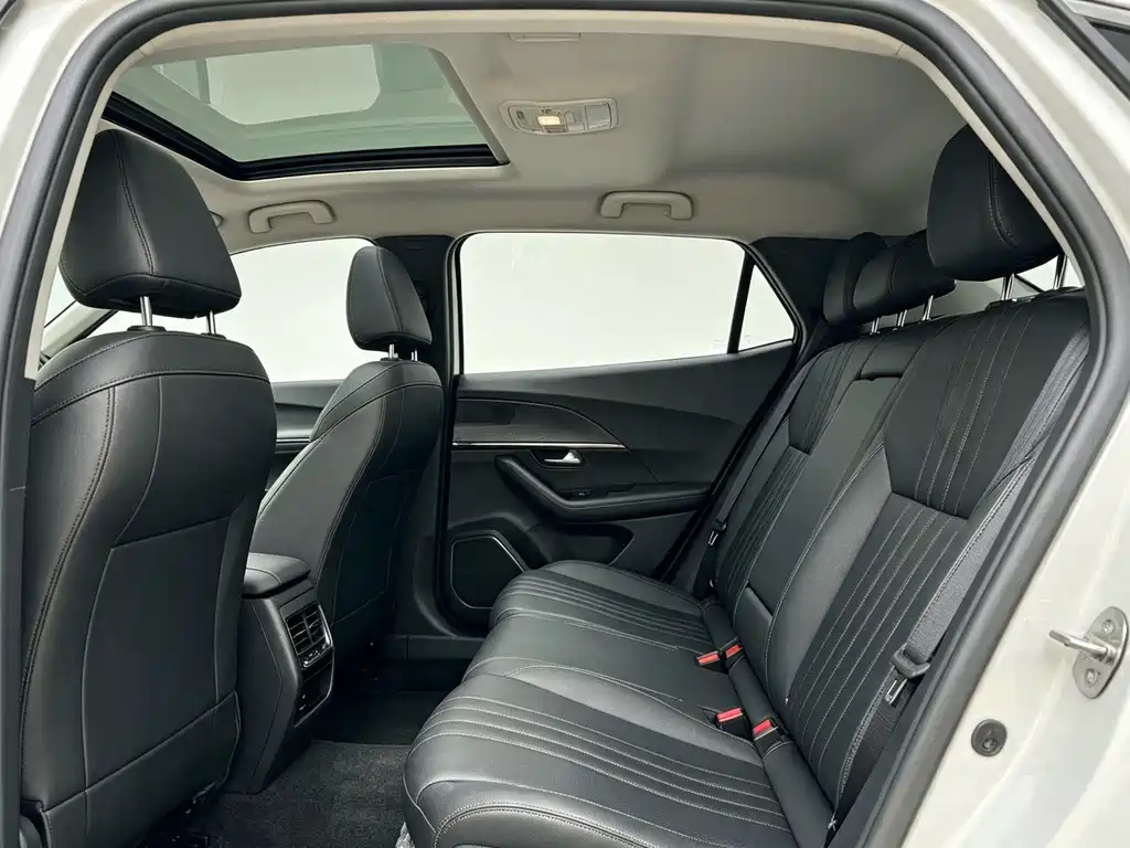 Peugeot 2008 — миниатюра 42