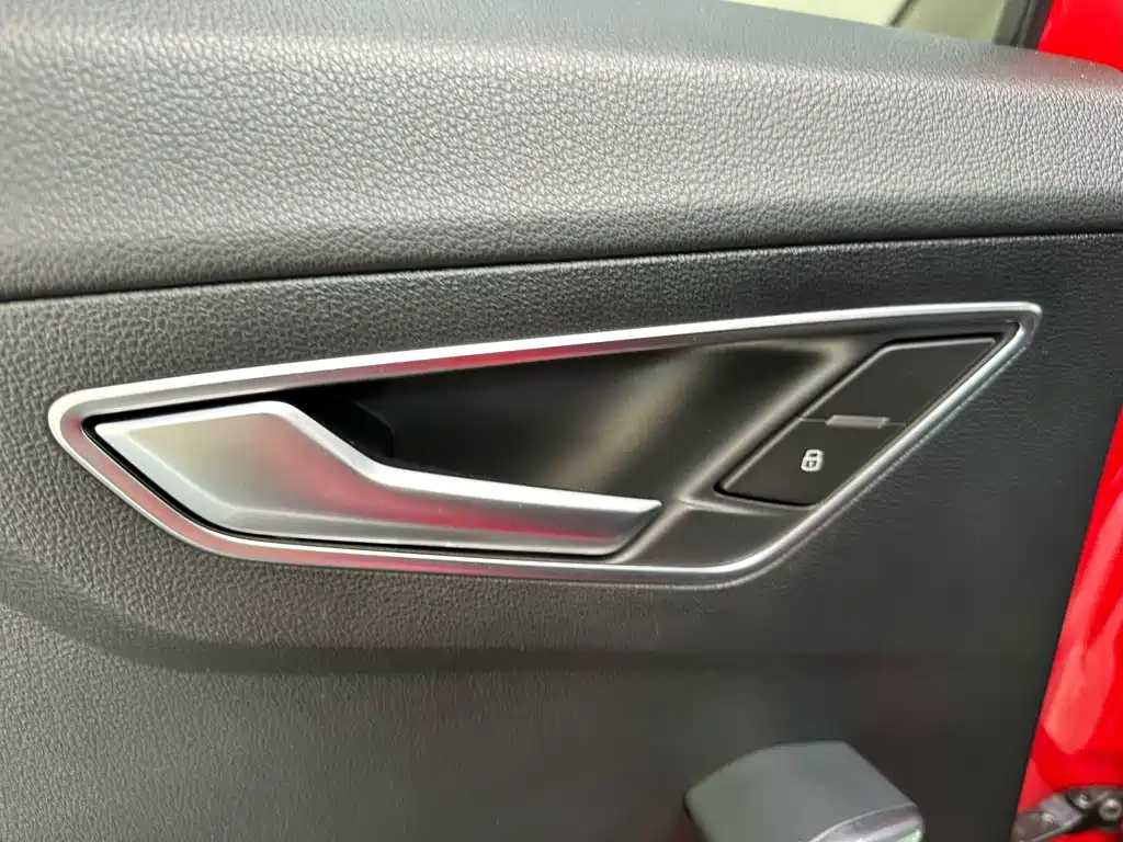 Audi Q2L — миниатюра 22