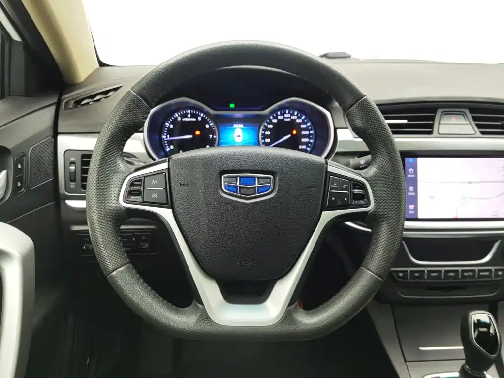 Geely Emgrand — миниатюра 11
