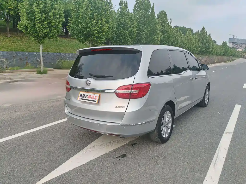 Buick GL8 — миниатюра 21